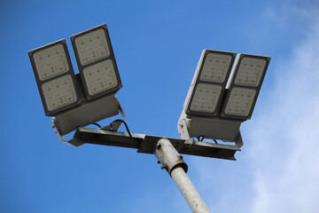Doppel-LED-Strahler