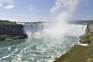 Fototapeta premium niagara falls in the summer