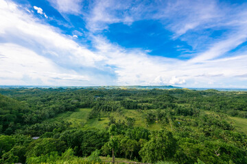 フィリピン・ボホール島のチョコレート・ヒルズ周辺の風景
