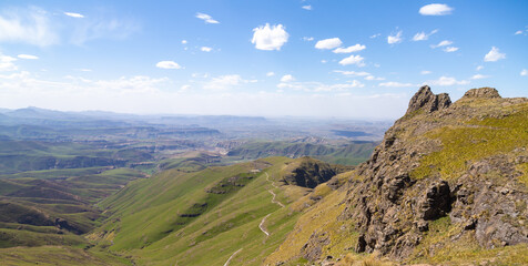 Fototapeta na wymiar Panorama on the Sentinel Peak Hike, Royal Natal National Park, KwaZulu-Natal, South Africa