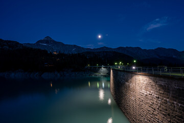 Italien Lombardei in den Bergen