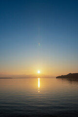 長崎県長与町　太良山系に昇る朝日と大村湾