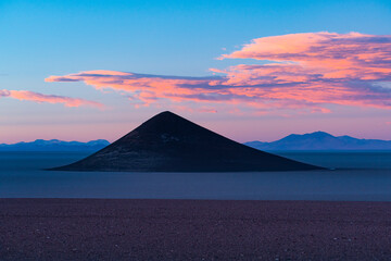Cone of Arita, in the desert landscape of the Salar de Arizaro, La Puna, Argentina, South America, America