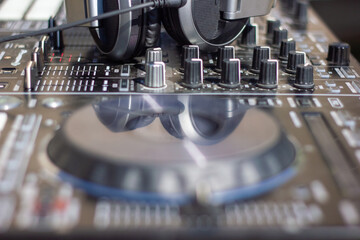 Obraz na płótnie Canvas dj mixer close up, close up of a dj mixer