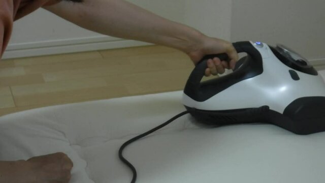 Futon vacuum cleaner　～布団掃除機
