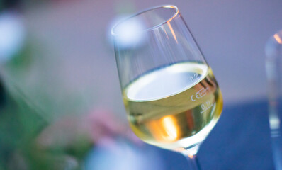 Glas Wein
