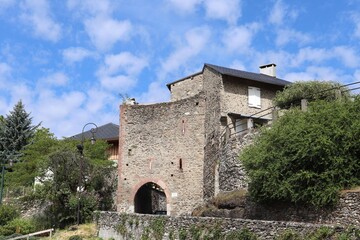 Fototapeta na wymiar Les fortifications de Conflans, cité médiévale d'Albertville, ville d'Albertville, département Savoie, France