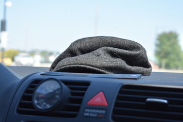 Dusty Cap