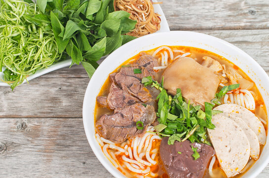 Spicy Vietnames beef noodle - Bun Bo Hue