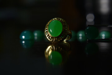 Green jade Lumpy That is rare and expensive to make into jewelry	