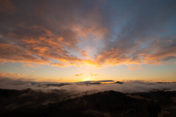 12月の兵庫の美しい朝焼け