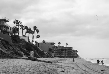 Fototapeta premium tourists on the bridge
