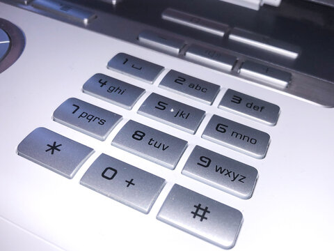 Telefon Tastatur mit Zahlen im Büro