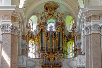 Innenraum der Klosterkirche von St. Mang in F&uuml;ssen