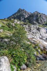 Paysage de montagne dans le Mercantour dans les Alpes
Mountain landscape in Mercantour park in French Alps