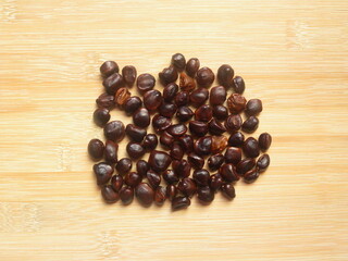 Reddish brown color raw whole dried Tamarind seeds