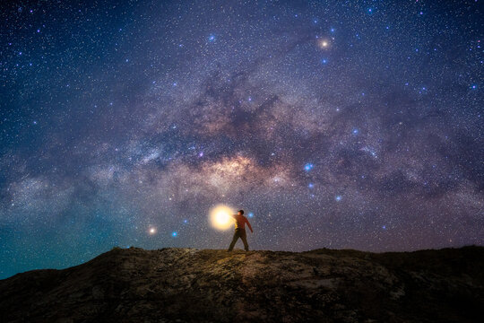 รูปภาพBrachium เลือกดูภาพถ่ายสต็อก เวกเตอร์ และวิดีโอ3,974,457