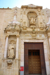 The entrance from the Church to the Poblet monastery (cat. Reial Monestir de Santa Maria de Poblet).