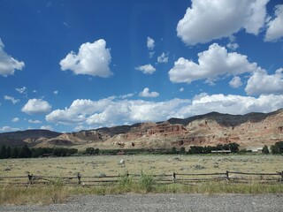 Fototapeta na wymiar Clouds over the plains in Wyoming