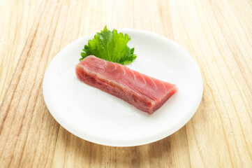 キハダマグロの柵