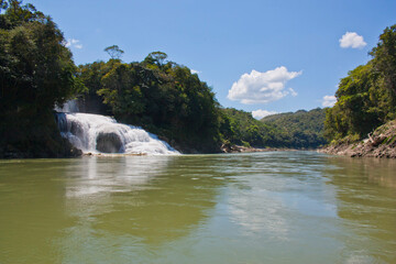 Cascada Busilja, Chiapas, Rio Usumacinta