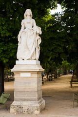 Fototapeta premium statue in the park