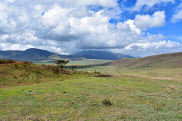 Green and mountainous landscape outside Ngorongoro National Park