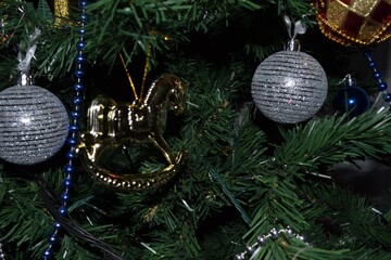 christmas tree decorations