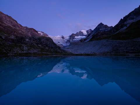 Lac de Ch&radic;&cent;teaupr&radic;&copy;