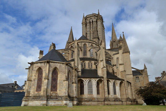 Cath&eacute;drale de Coutances en Normandie