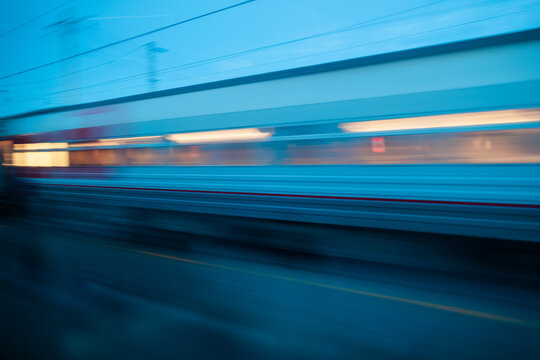 Train fast motion