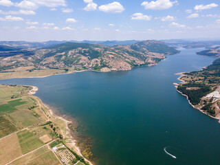 Obraz premium Aerial view of Studen Kladenets Reservoir, Bulgaria
