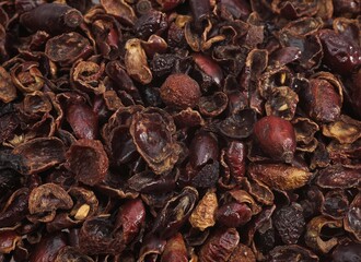 DOG ROSE DRY FRUITS, TO DO MARMELADE