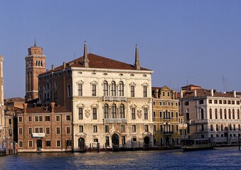 Fototapeta na wymiar PALACES ON THE GRAND CANAL IN VENICE