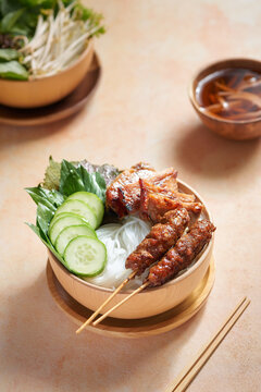 Vietnamese rice noodle with grilled pork.