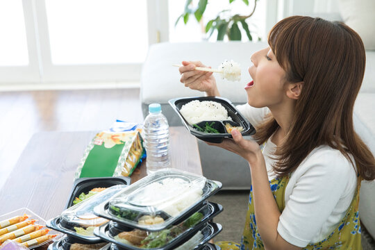 大食いの女性
