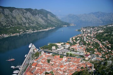 Fototapeta na wymiar Lovely Kotor old town with beautiful mountainous scenery