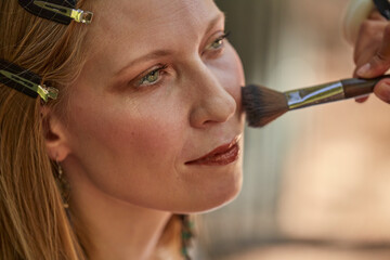 Making of maquillaje natural, sesión fotográfica en exteriores