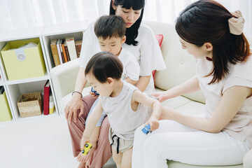 Fototapeta premium 会話する親子