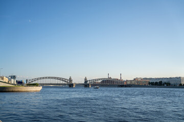 Fototapeta na wymiar bridge over the river, with blue sky