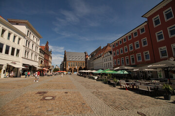 Naklejka na ściany i meble Minden; Marktplatz mit Rathaus