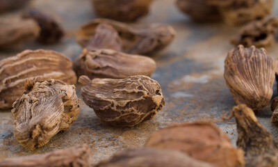 Black cardamom seeds