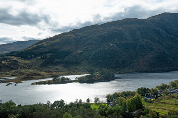 Fototapeta na wymiar Lake Loch Shiel in Glenfinnan Valley, Scotland
