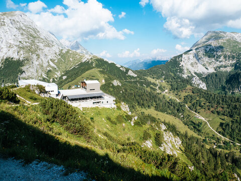 Berchtesgaden K&ouml;nigssee - Jennerbahn cable car station