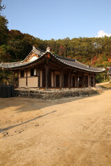 Naklejka premium Yongmunsa Buddhist Temple, South Korea