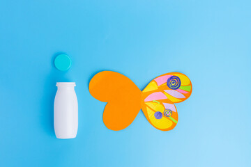 easy butterfly craft from paper and recycled yogurt bottle, DIY . Kindergarten or school, creative...
