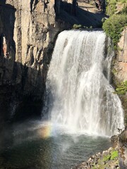 Rainbow Falls, Mammoth