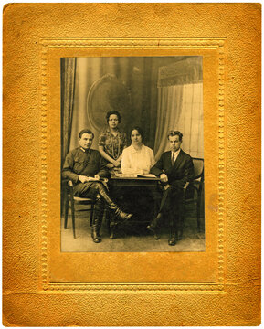 Vintage group portrait,1914.
