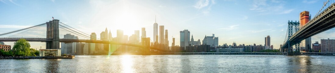 Skyline mit Brooklyn Bridge und Manhattan Bridge, New York City, USA 
