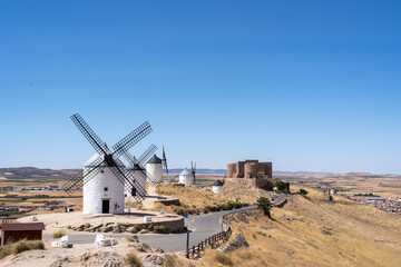 Molinos de Consuegra y Campo de Criptana